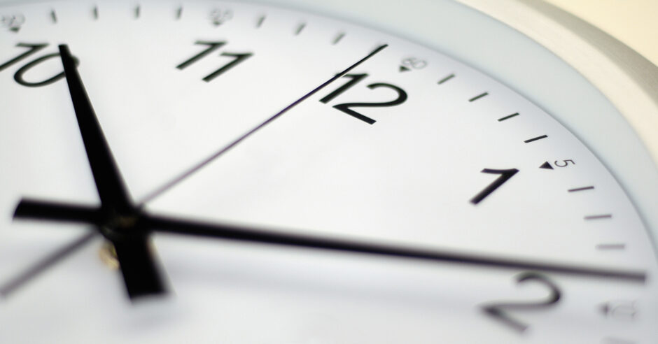 Ziffernblatt einer Uhr.